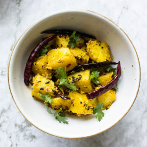 gujrati-aloo-square