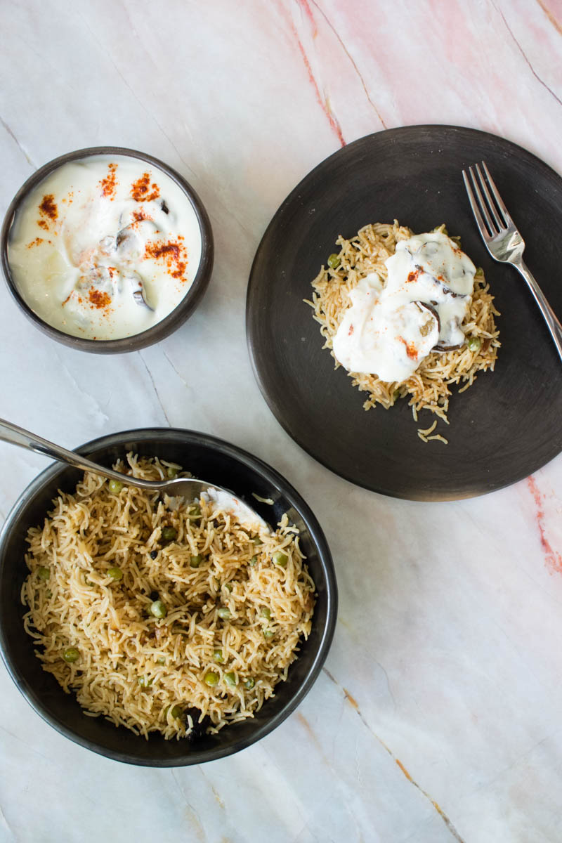 Matar pulao with dahi baingan 