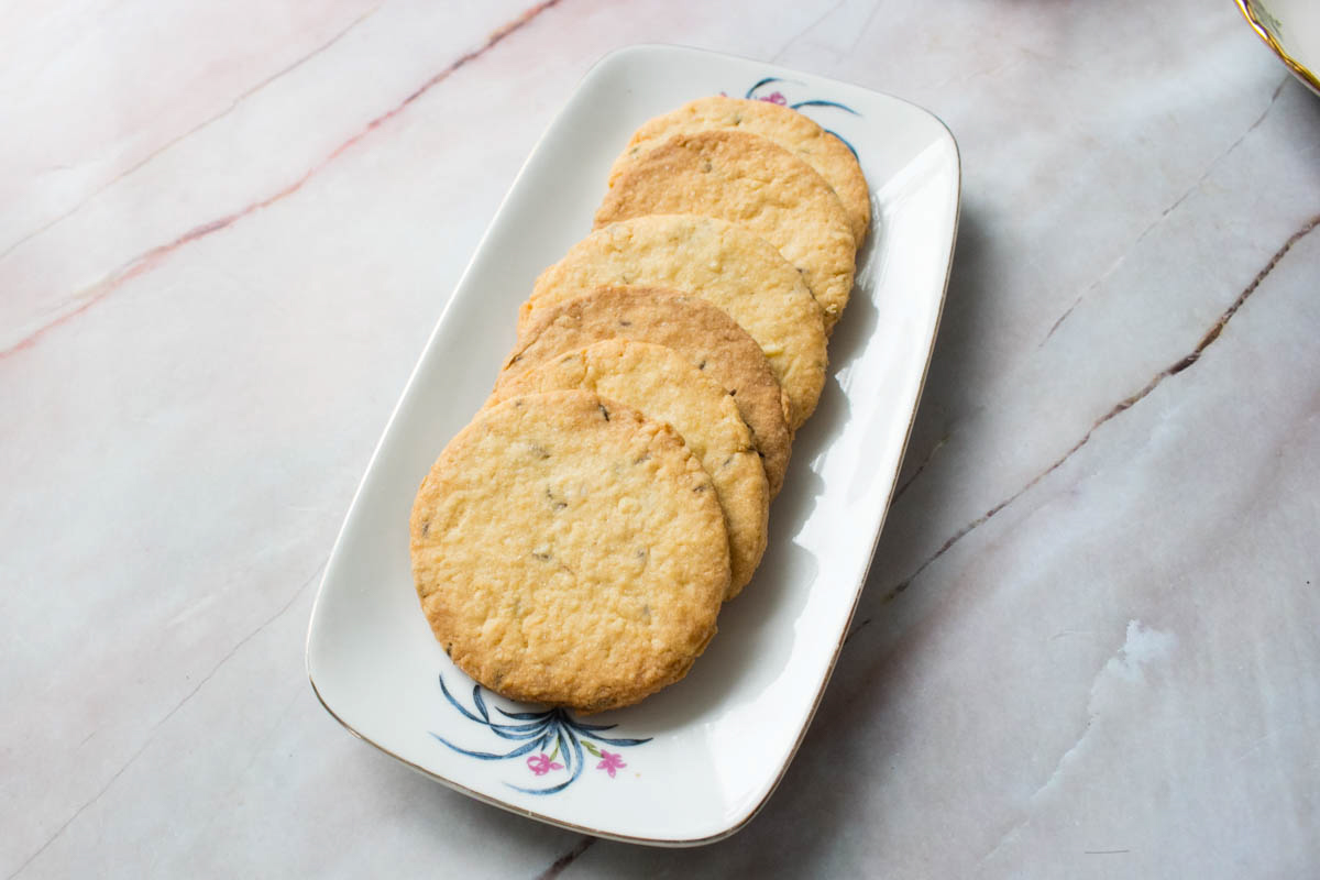 Some jeera biscuits on a plate